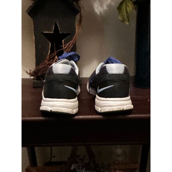 Women’s Nike Relentless 2 black and blue sneakers size 8.5 - Picture 4 of 6